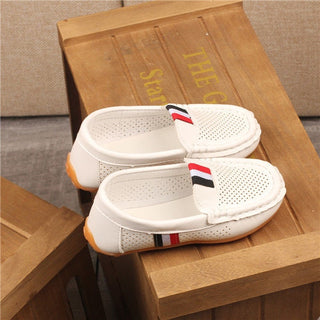 Shoes for Babys and Kids in 3 different colors (Size: 21-36)